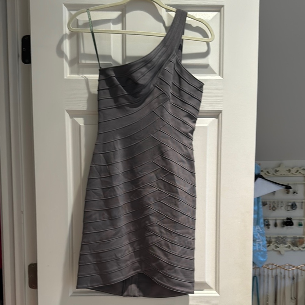 BCBGMaxAzria One-Shoulder Gray Bandage Dress